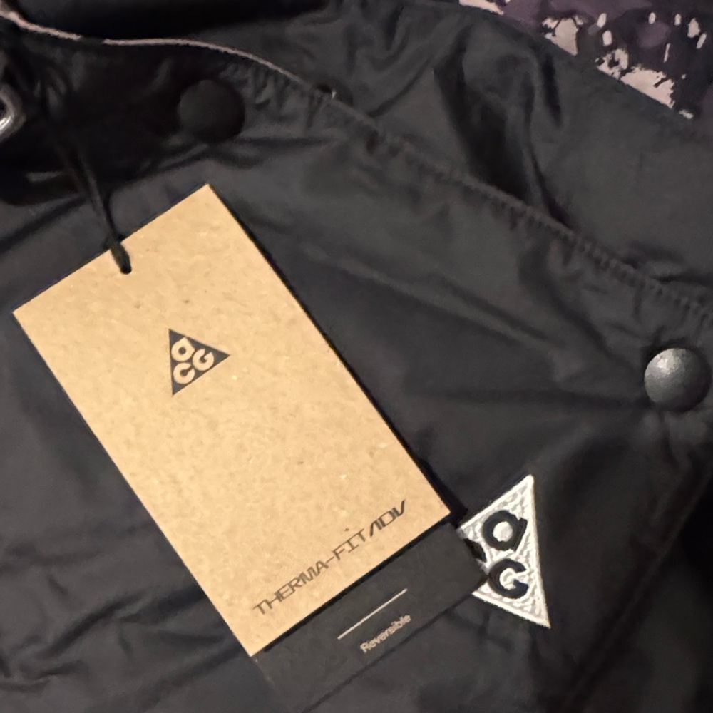 NIKE ACG Black Insulated Skirt by [Brand] ACG - Picture 7 of 8